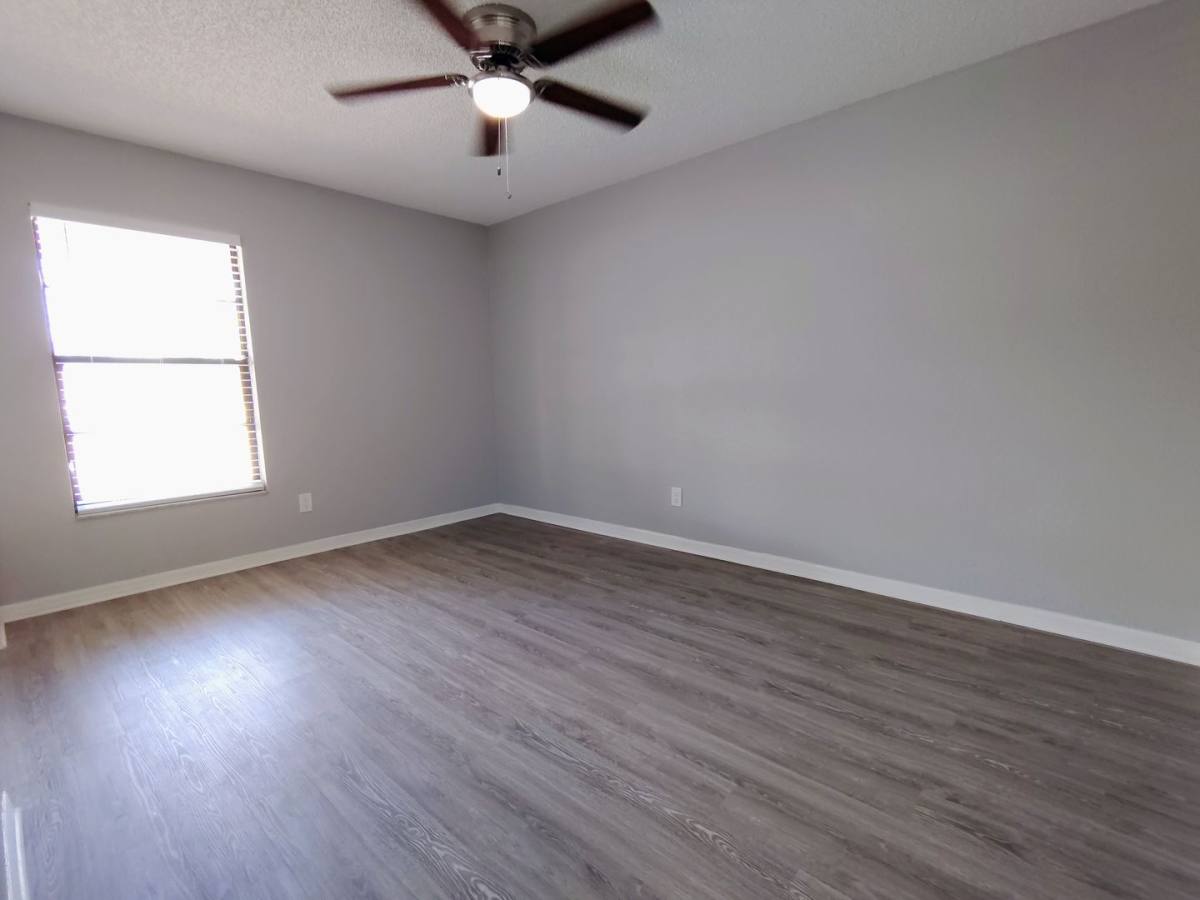 Apartment for rent at 9402-9563 Lynn Lane, Seminole, FL 33777