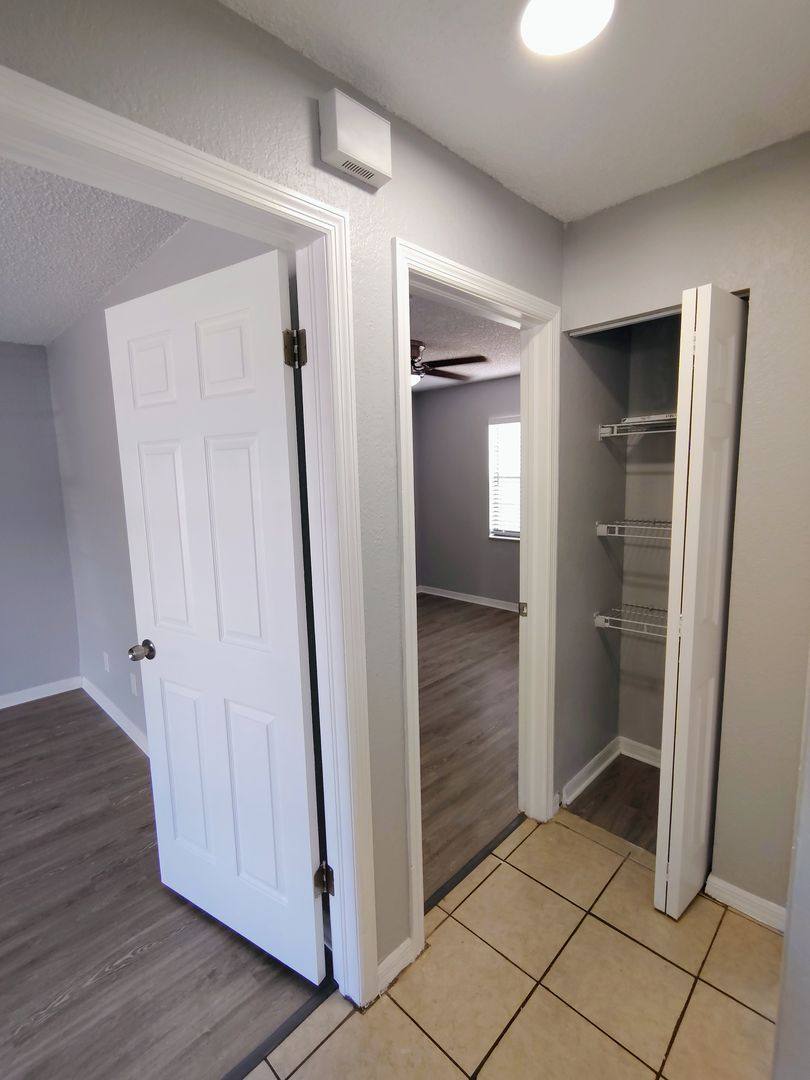 Apartment for rent at 9402-9563 Lynn Lane, Seminole, FL 33777