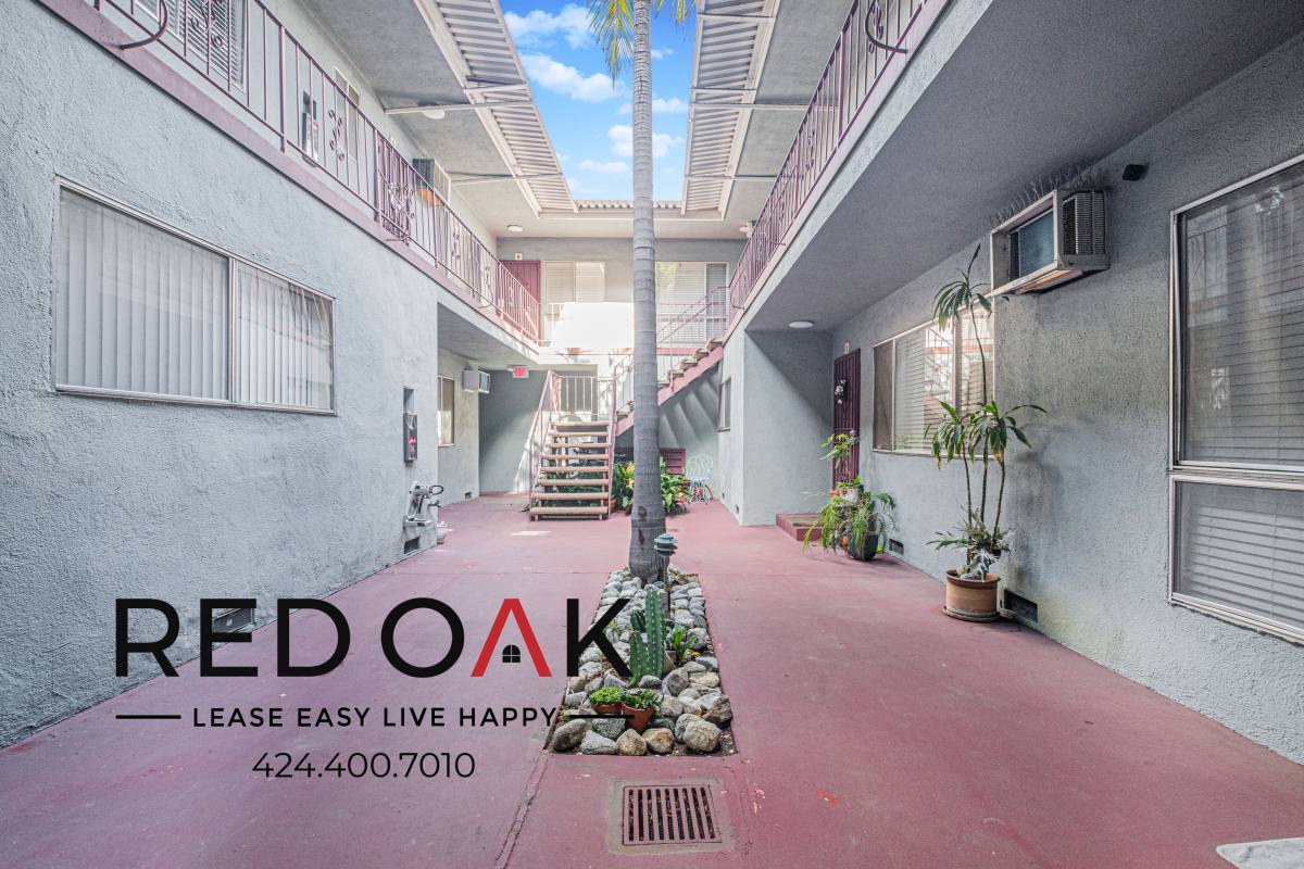 Condo for rent at 710 N Genesee Ave #10, Los Angeles, CA 90046