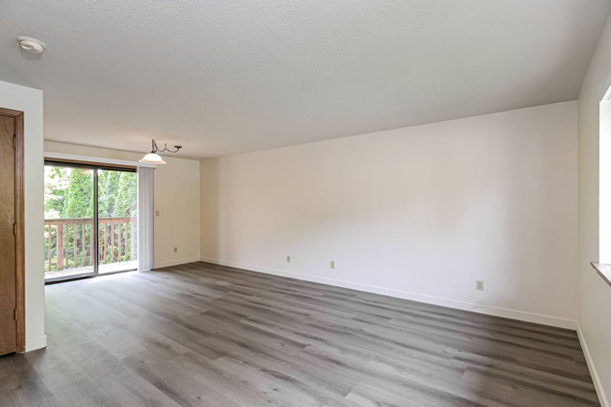 Townhouse for rent at 1508-1520 SW Dewitt St, Portland, OR 97239
