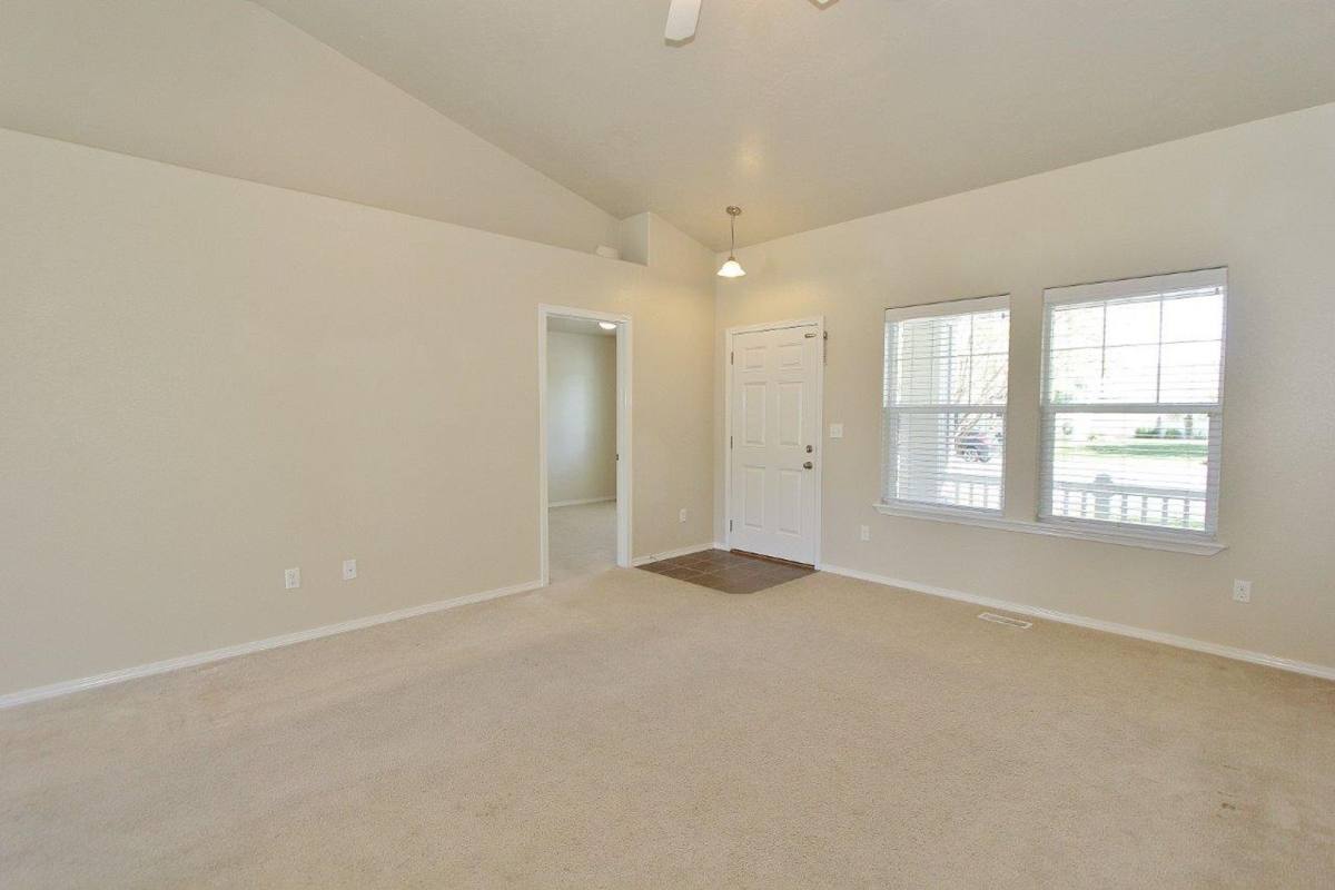 House for rent at 2525 N Blueblossom Dr, Kuna, ID 83634