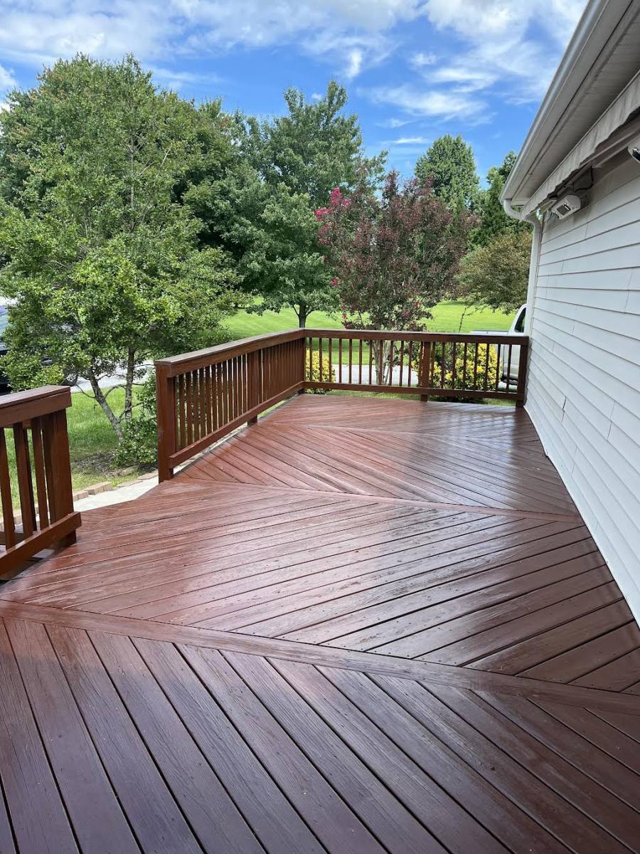 House for rent at 242 Highland Golf Dr, Flat Rock, NC 28731