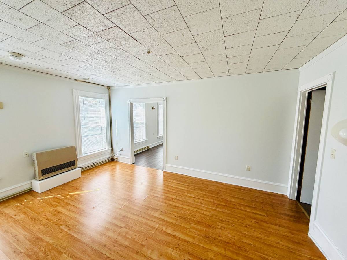 Apartment for rent at 5174 Shelburne Rd, Shelburne, VT 05482