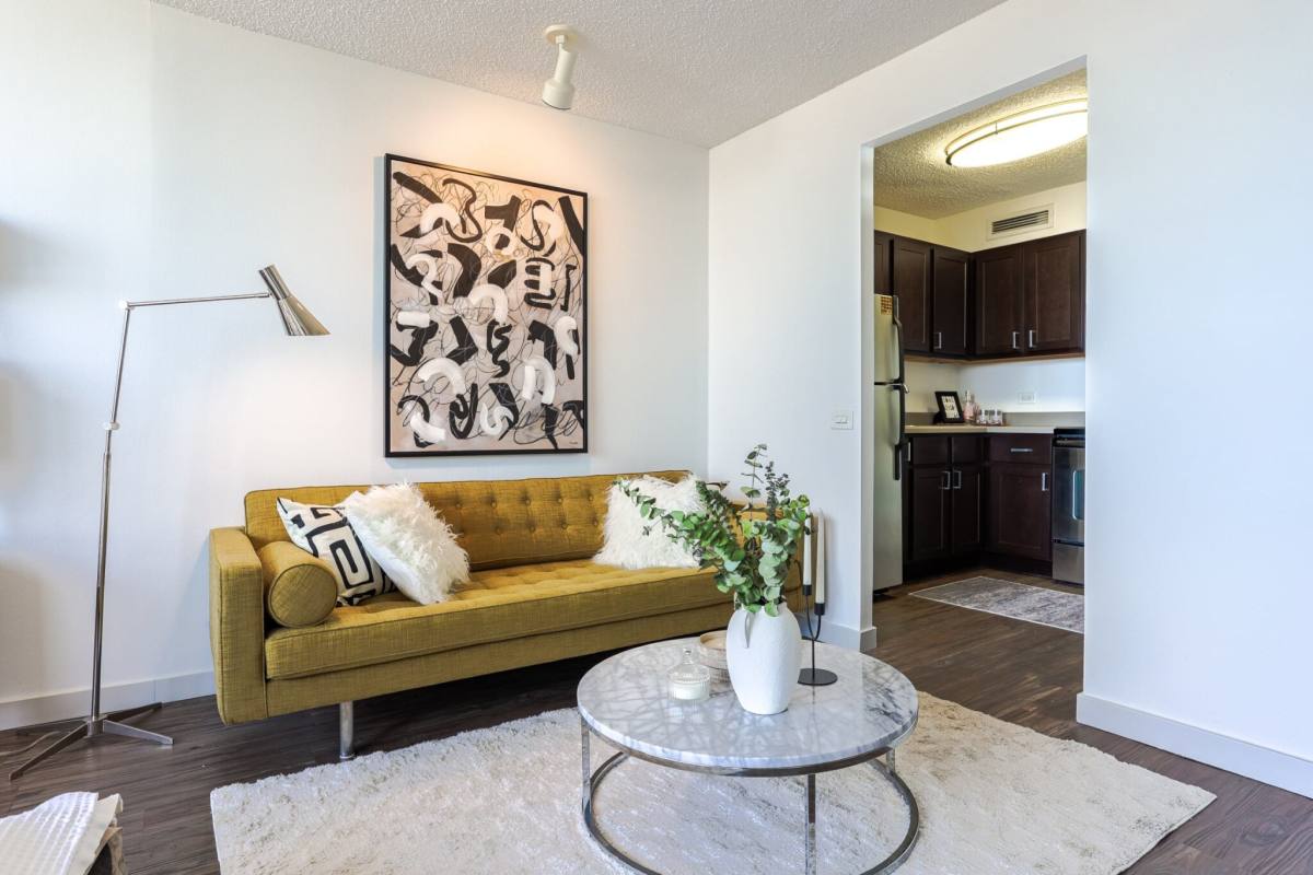 Apartment for rent at 555 W Madison St, Chicago, IL 60661