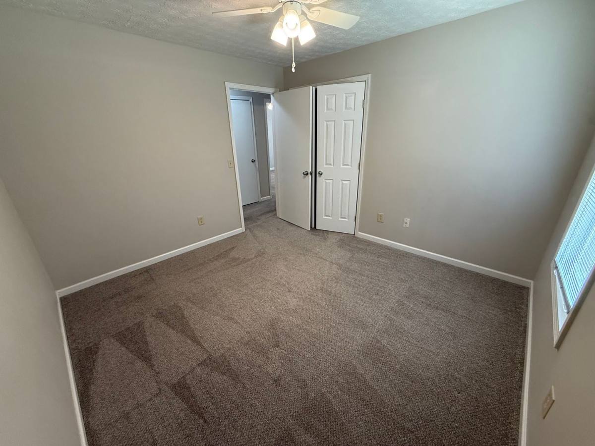 House for rent at 100 Peek Dr, Carrollton, GA 30116