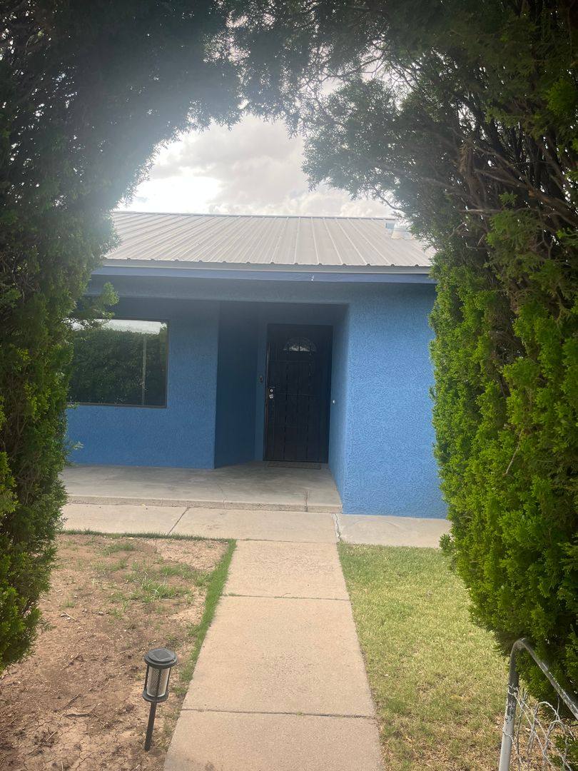 House for rent at 595 N San Pedro St, Benson, AZ 85602