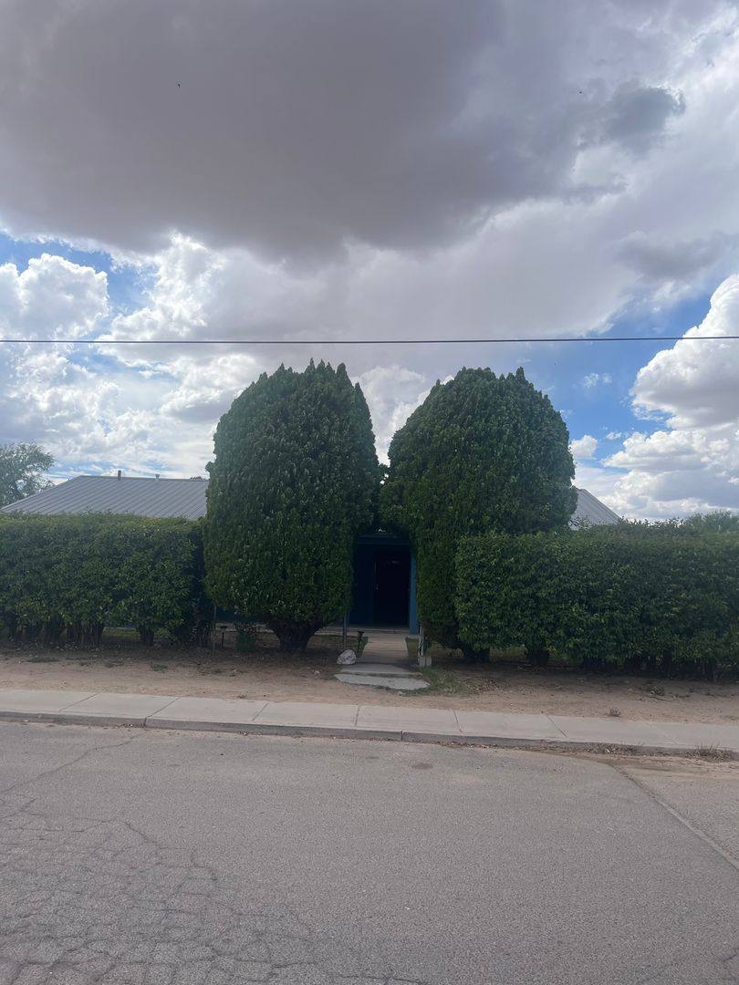 House for rent at 595 N San Pedro St, Benson, AZ 85602