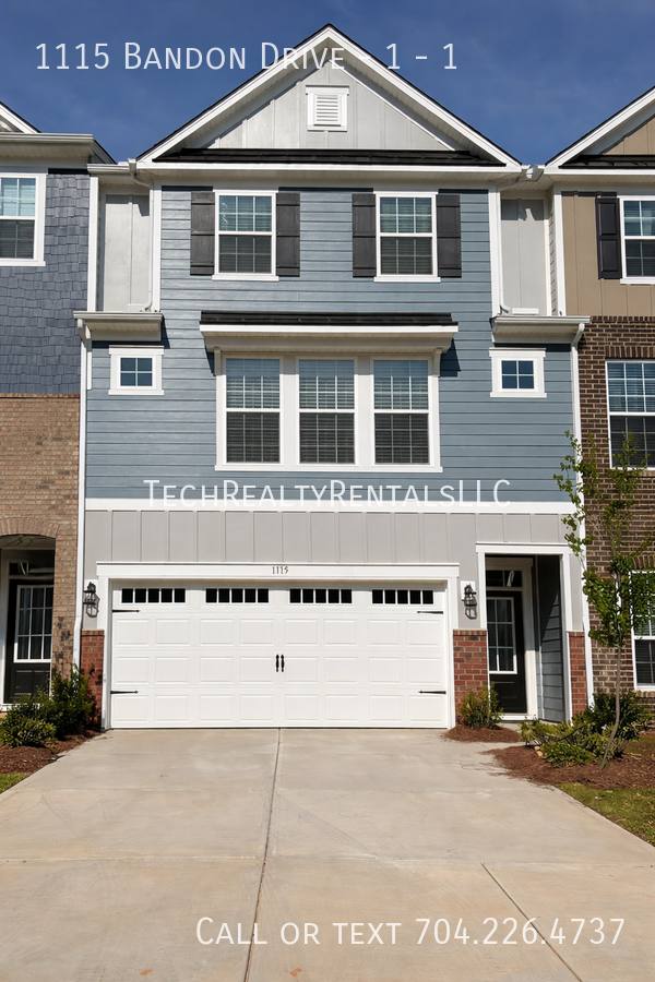 Townhouse for rent at 1115 Bandon Dr #1, Waxhaw, NC 28173