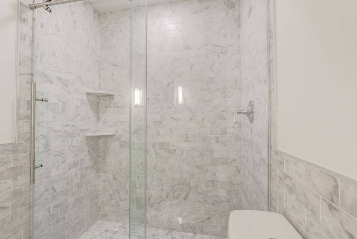 Apartment for rent at 829 Spruce St, Philadelphia, PA 19107
