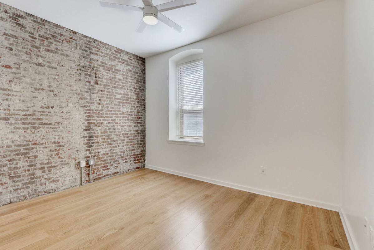 Apartment for rent at 829 Spruce St, Philadelphia, PA 19107