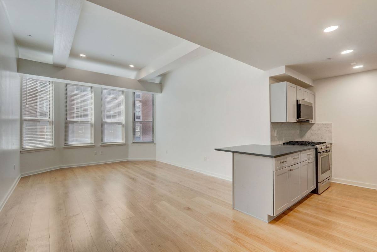 Apartment for rent at 829 Spruce St, Philadelphia, PA 19107