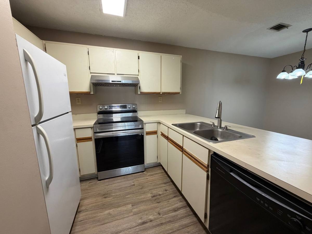 Condo for rent at 601 N Gay St #A-104, Auburn, AL 36830