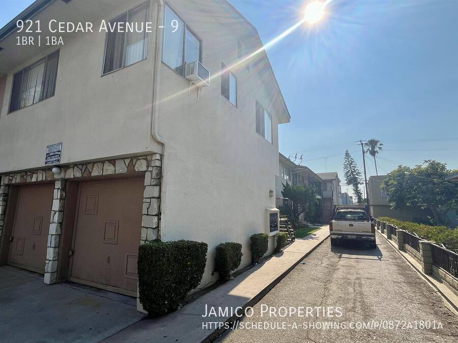 Apartment for rent at 921 Cedar Ave #9, Long Beach, CA 90813