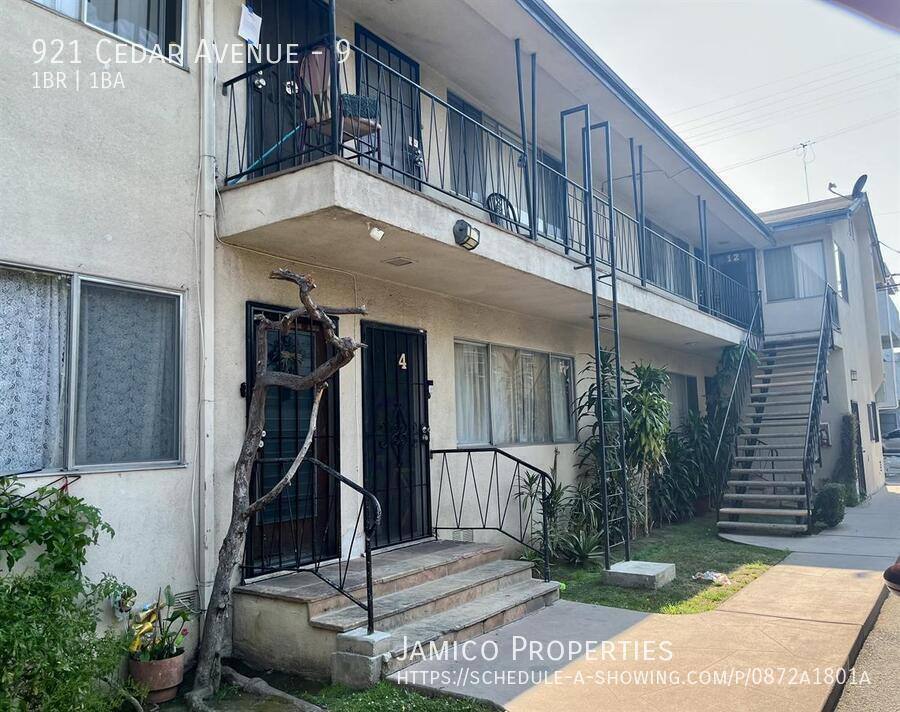 Apartment for rent at 921 Cedar Ave #9, Long Beach, CA 90813