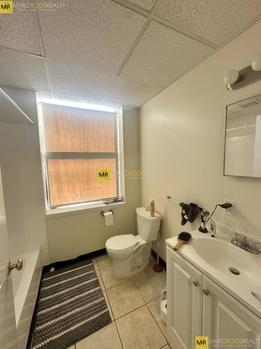 Apartment for rent at 1078 Boylston St #4, Boston, MA 02115