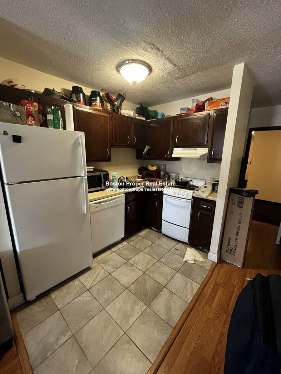 Apartment for rent at 1126 Boylston St #506, Boston, MA 02115