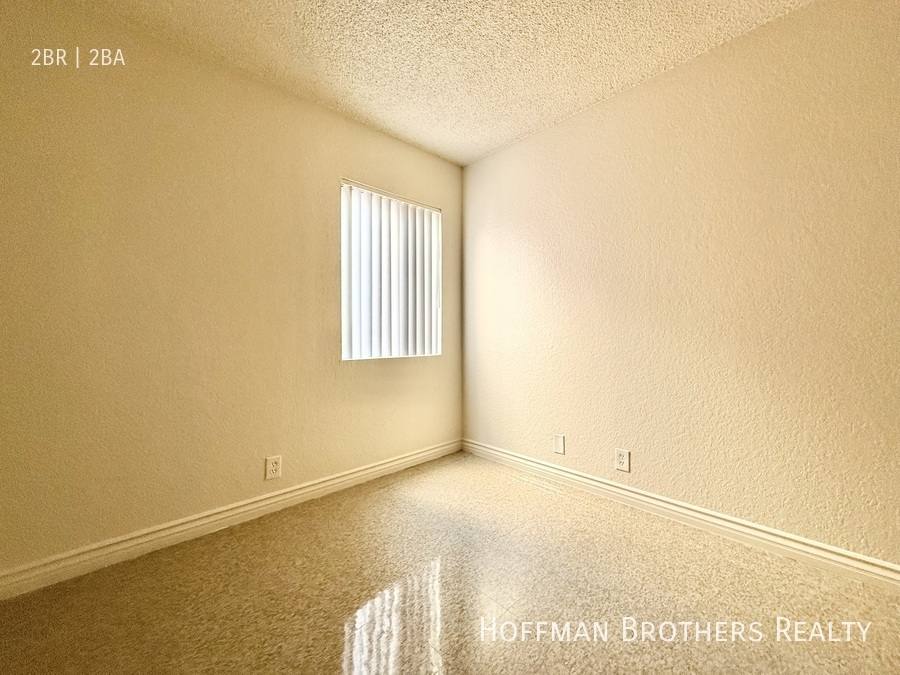 Apartment for rent at 8900 Burnet Ave #220, North Hills, CA 91343