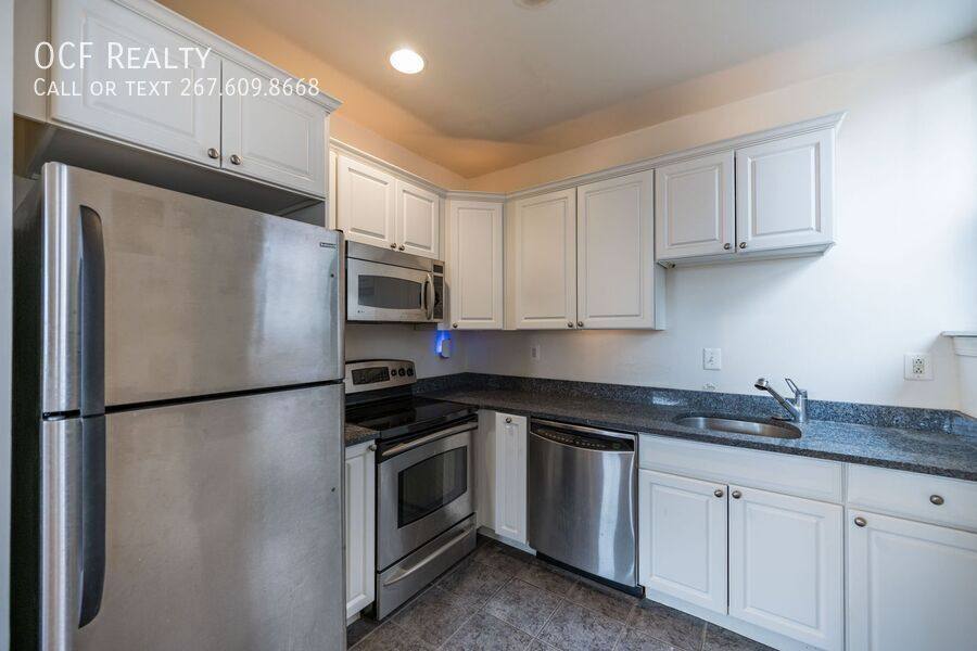 Apartment for rent at 250 S 13th St #4D, Philadelphia, PA 19107