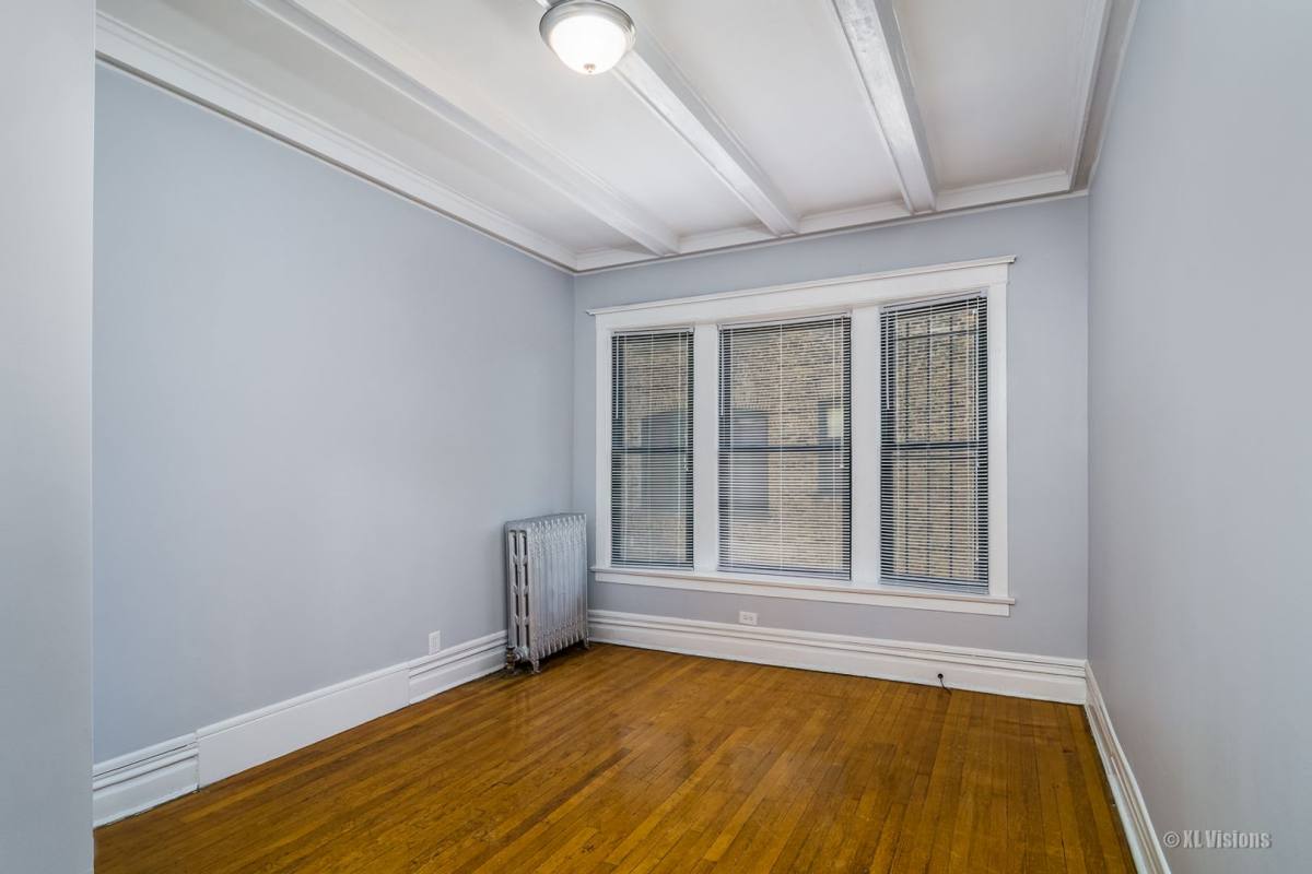 Apartment for rent at 6201 S Evans Ave, Chicago, IL 60637