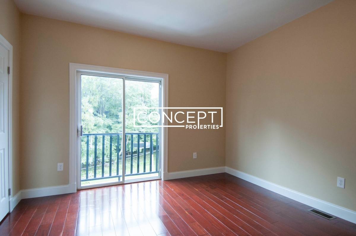 Townhouse for rent at 6 Rockledge St #B, Roxbury, MA 02119