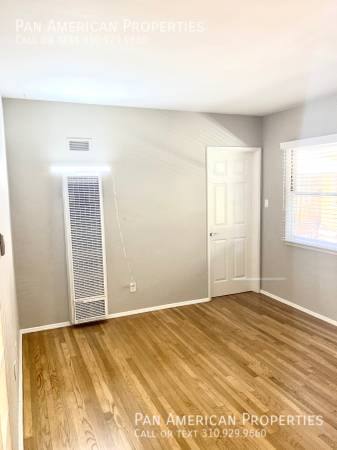 Apartment for rent at 335 S Los Robles Ave #R, Pasadena, CA 91101