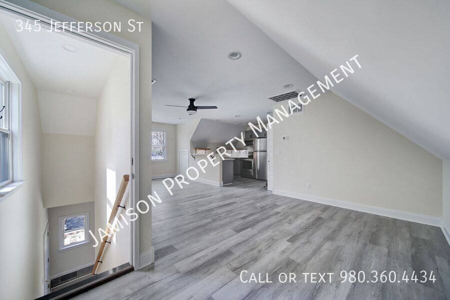 House for rent at 345 Jefferson St, Matthews, NC 28105