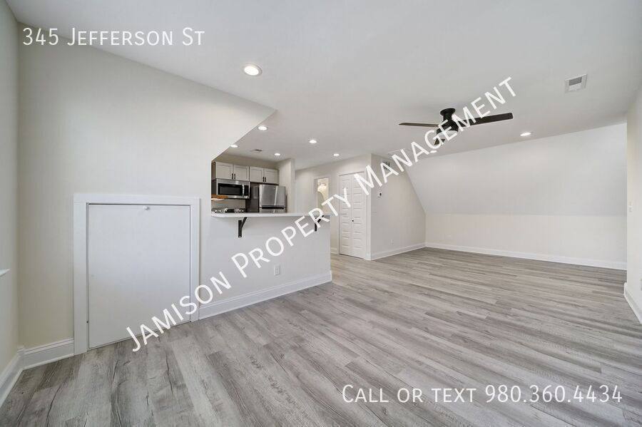 House for rent at 345 Jefferson St, Matthews, NC 28105