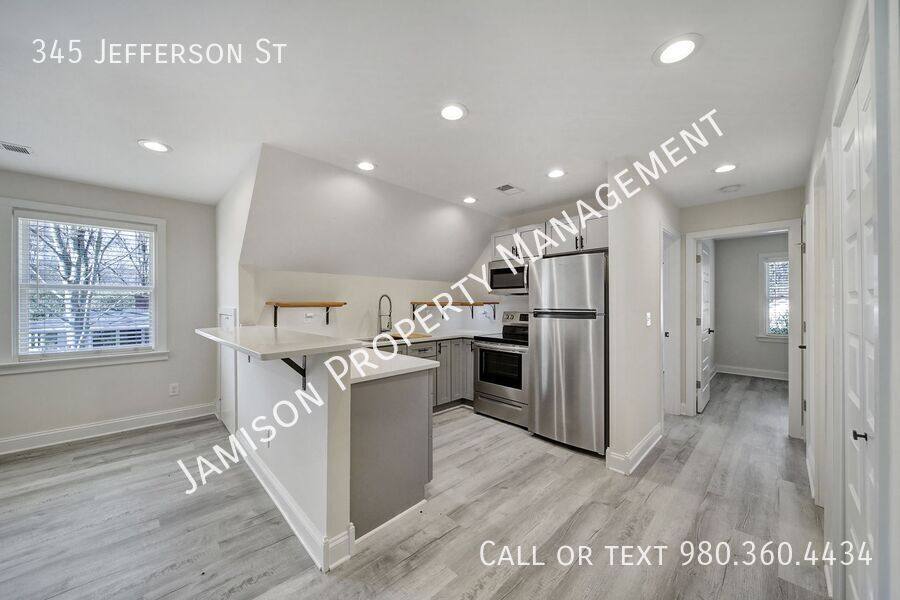 House for rent at 345 Jefferson St, Matthews, NC 28105