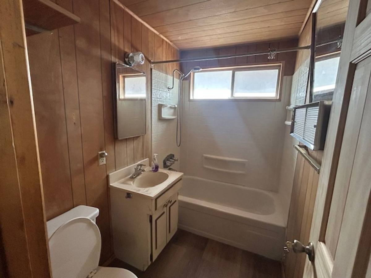 House for rent at 43115 Moonridge Rd, Big Bear Lake, CA 92315