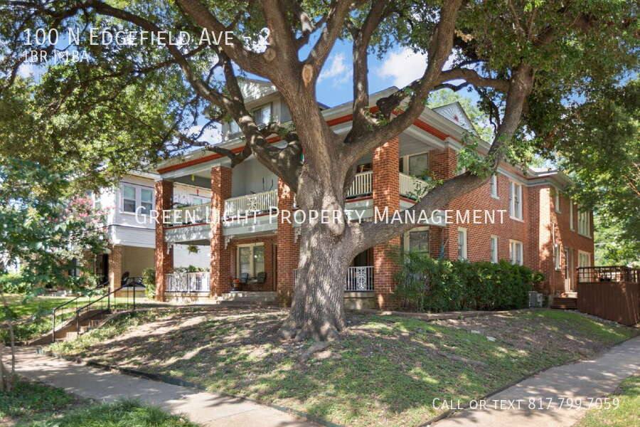 Apartment for rent at 100 N Edgefield Ave #2, Dallas, TX 75208