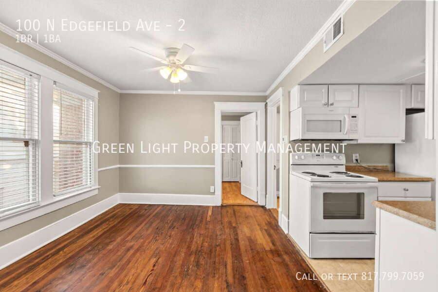 Apartment for rent at 100 N Edgefield Ave #2, Dallas, TX 75208