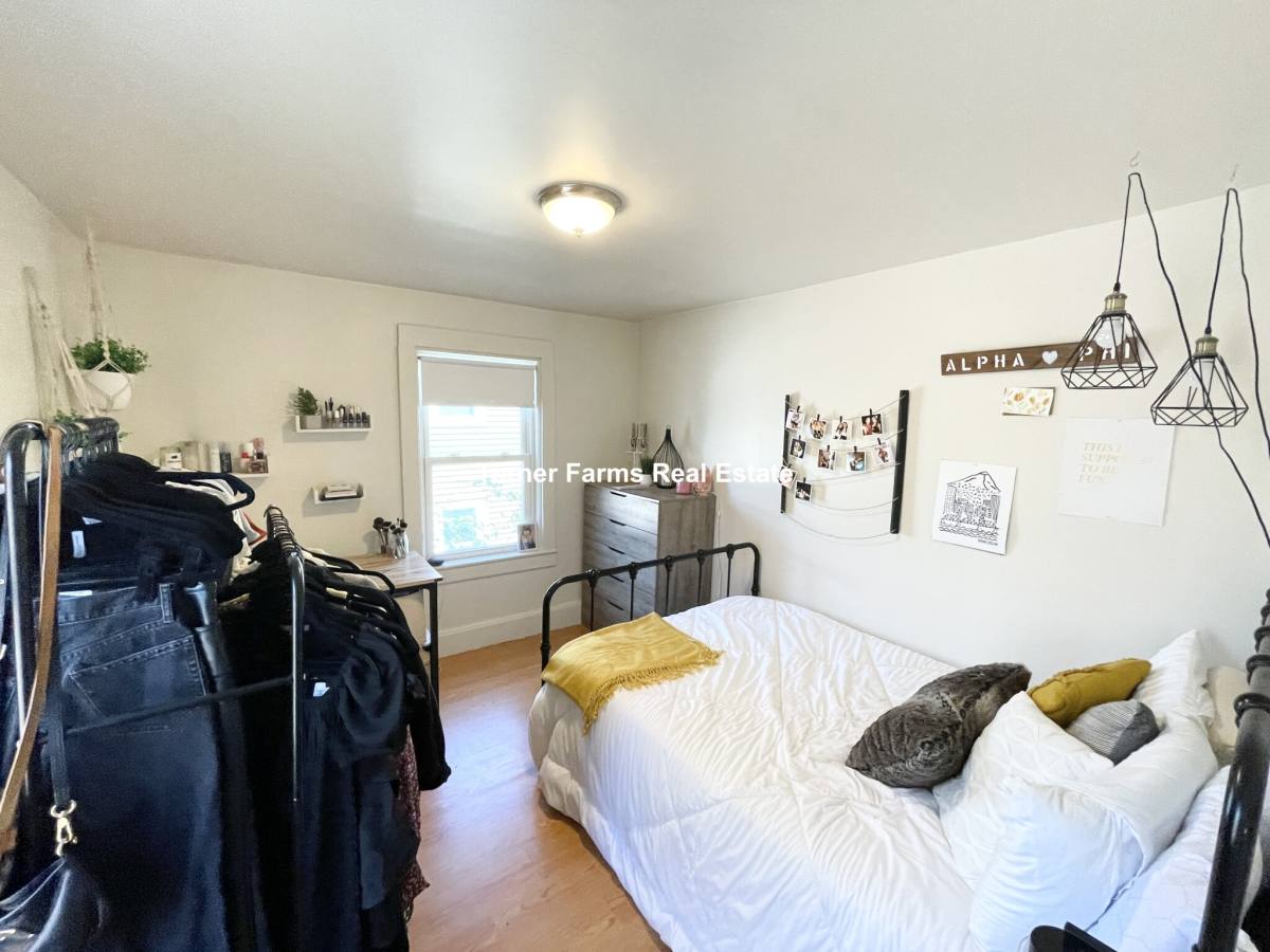 Apartment for rent at 2 Shepherd Ave #2, Boston, MA 02115