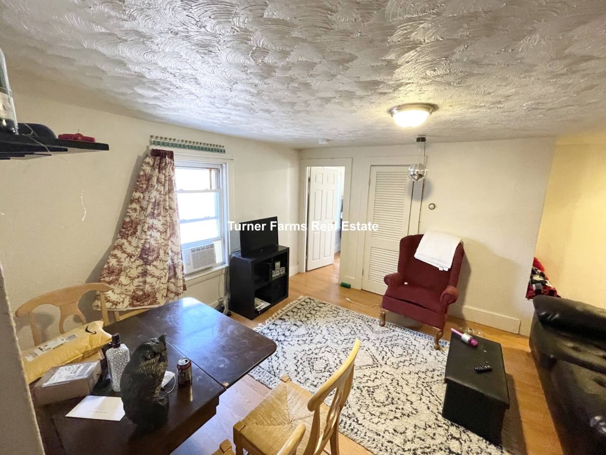 Apartment for rent at 2 Shepherd Ave #2, Boston, MA 02115