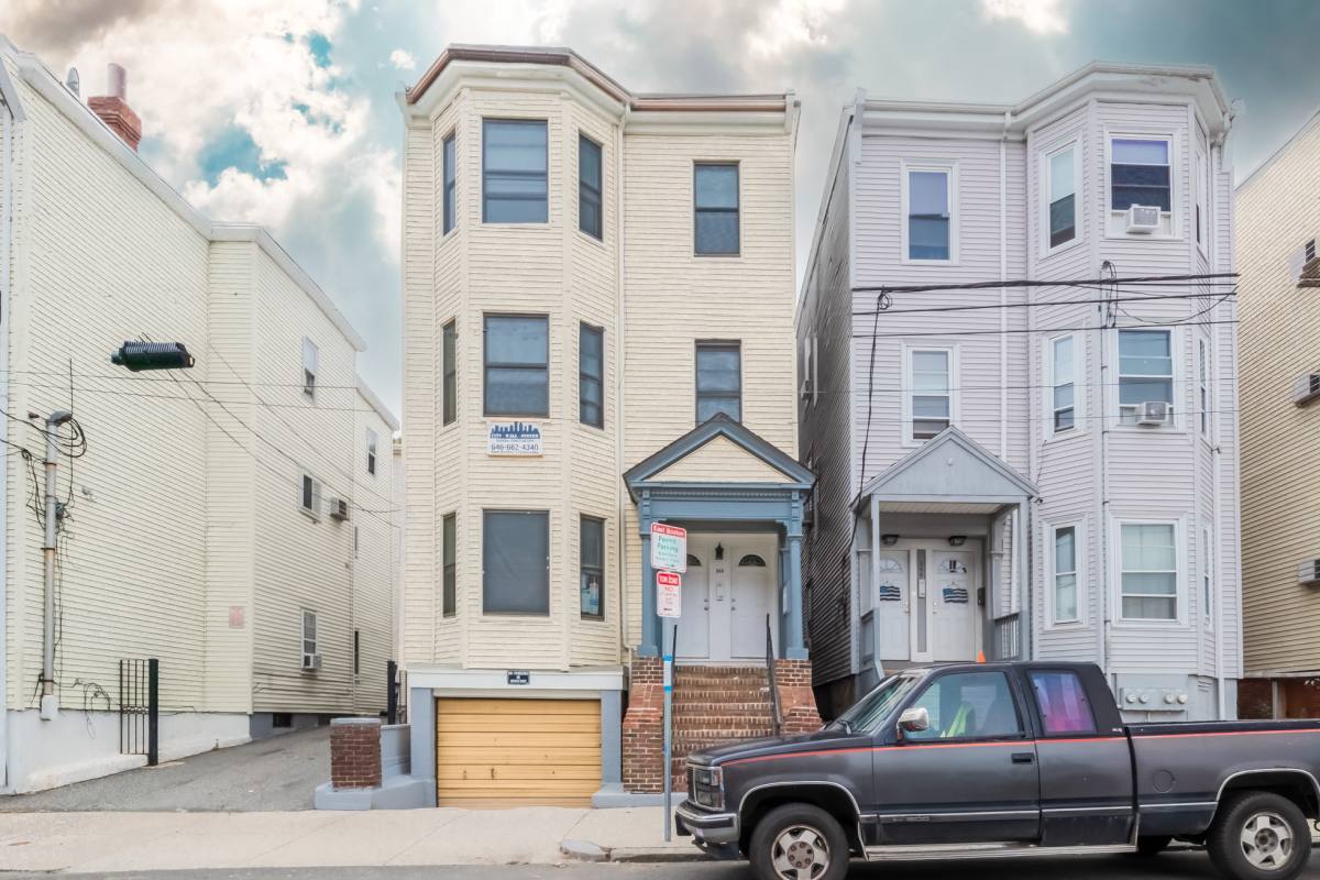 Apartment for rent at 344 Saratoga St #1, East Boston, MA 02128