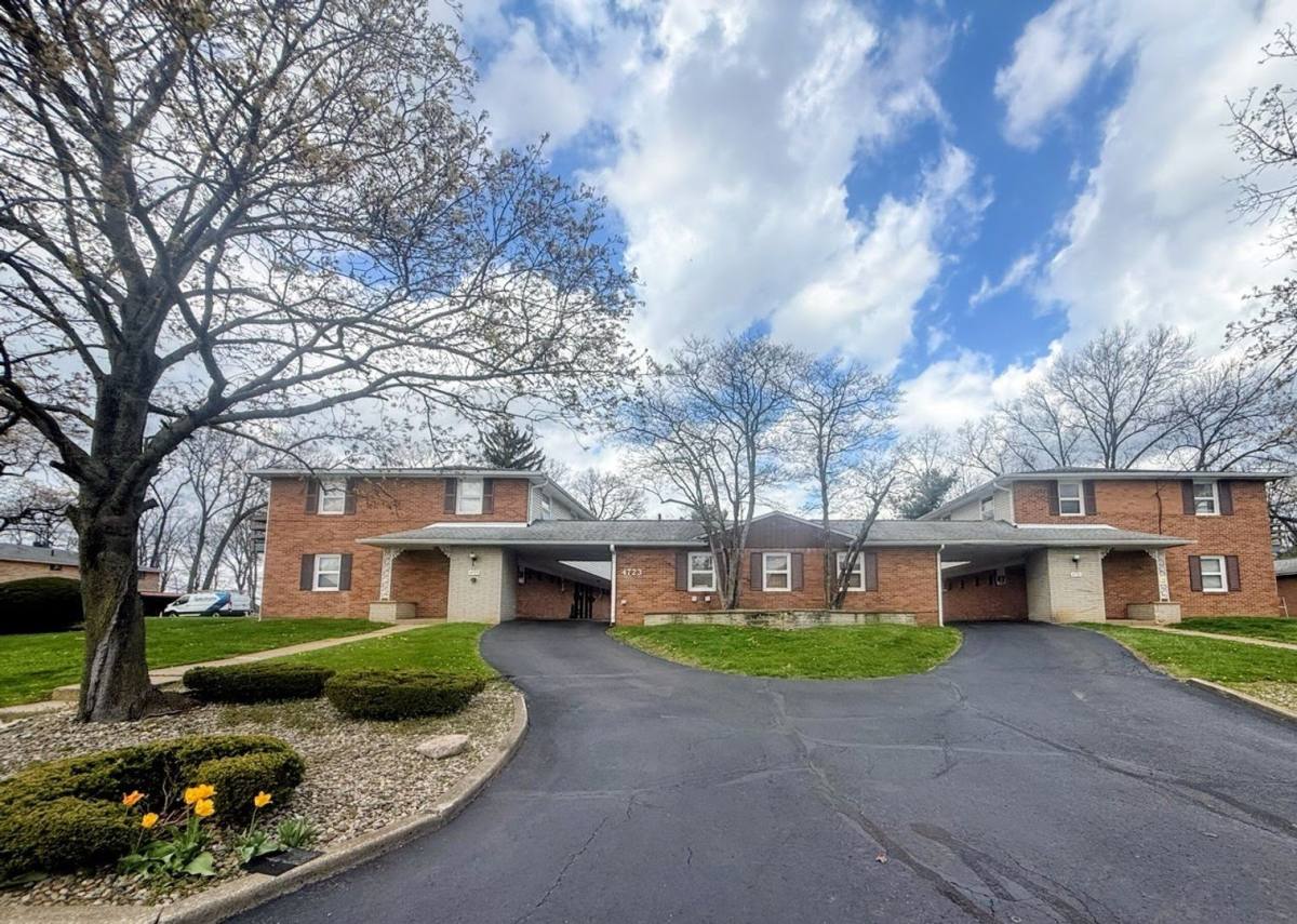 Apartment for rent at 4721 20th St NW, Canton, OH 44708