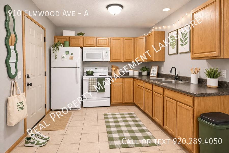Apartment for rent at 910 Elmwood Ave #A, Oshkosh, WI 54901