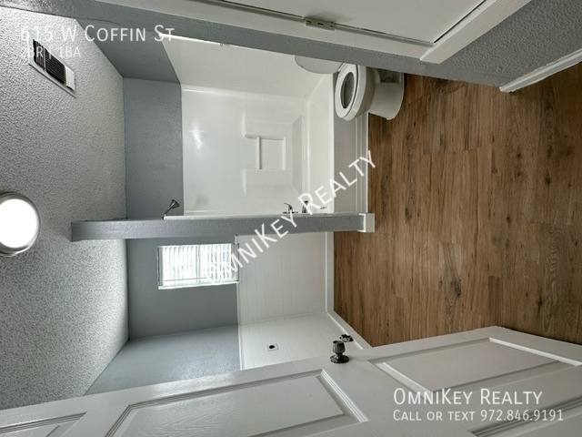 House for rent at 615 W Coffin St, Denison, TX 75020