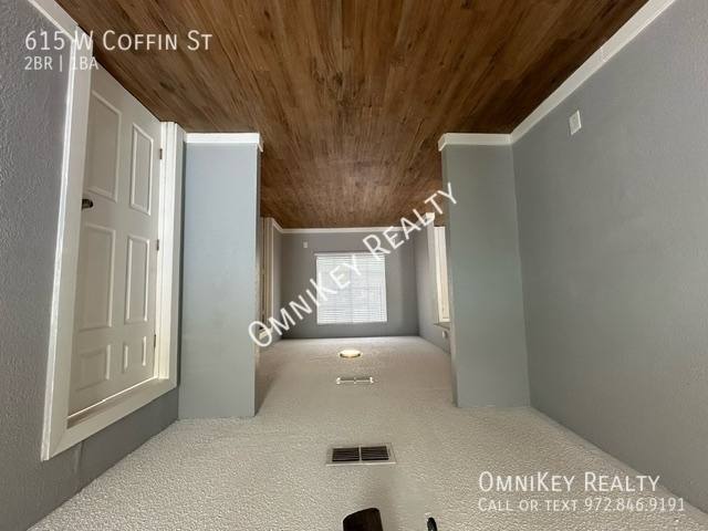 House for rent at 615 W Coffin St, Denison, TX 75020