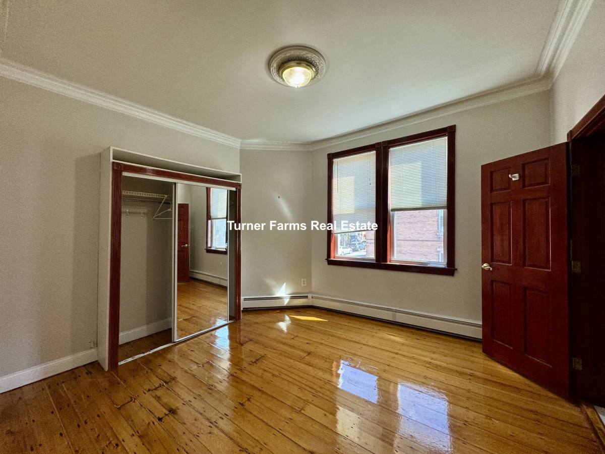 Apartment for rent at 17-19 Monmouth St #2, East Boston, MA 02128