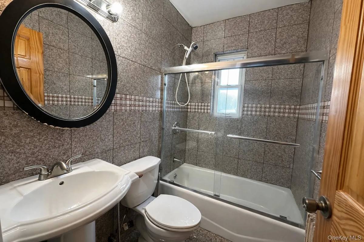 House for rent at 76-41 172nd St, Fresh Meadows, NY 11366