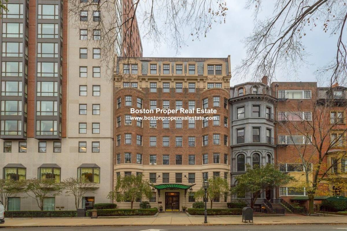 Apartment for rent at 12 Commonwealth Ave #504, Boston, MA 02116