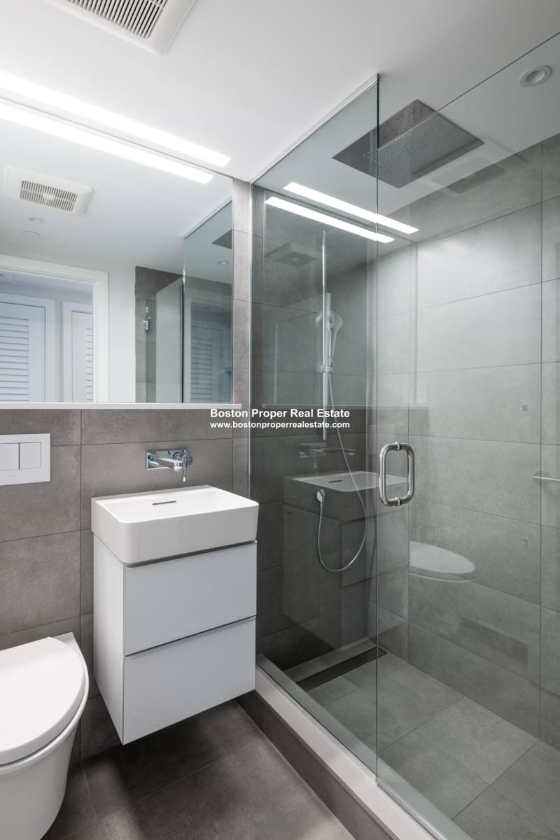 Apartment for rent at 12 Commonwealth Ave #504, Boston, MA 02116