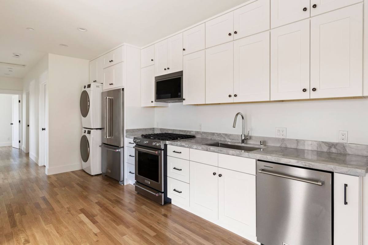 Apartment for rent at 1927 Kent St, Los Angeles, CA 90026