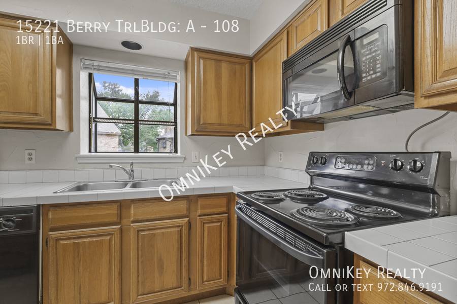 Condo for rent at 15221 Berry Trlbldg: A #108, Dallas, TX 75248