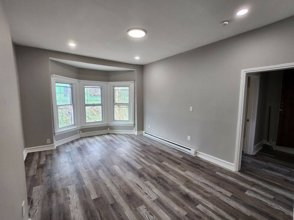 Apartment for rent at 818 W Walnut St, Allentown, PA 18102