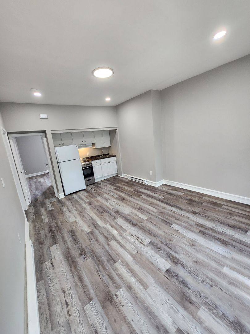 Apartment for rent at 818 W Walnut St, Allentown, PA 18102