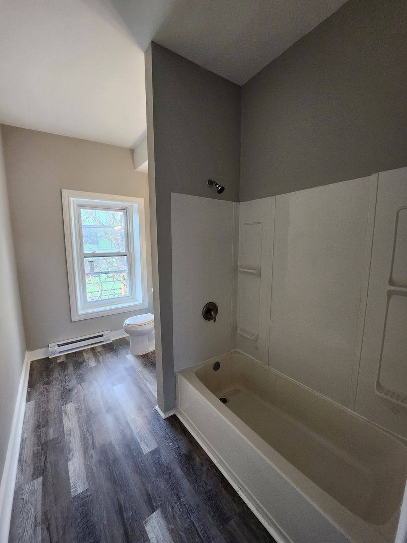 Apartment for rent at 818 W Walnut St, Allentown, PA 18102