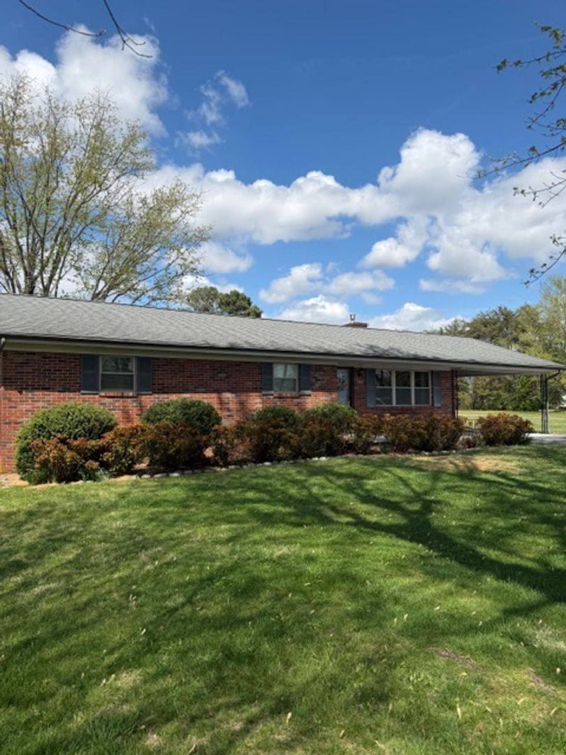 House for rent at 2201 Grey Ridge Rd, Maryville, TN 37801