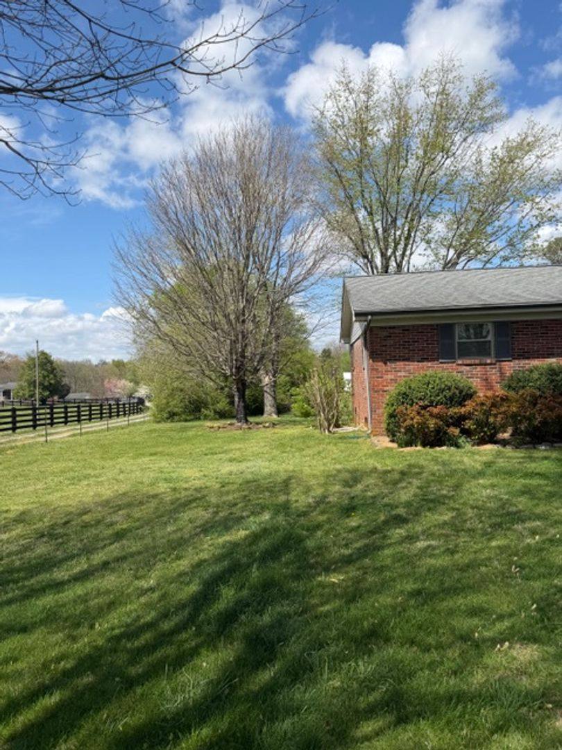 House for rent at 2201 Grey Ridge Rd, Maryville, TN 37801
