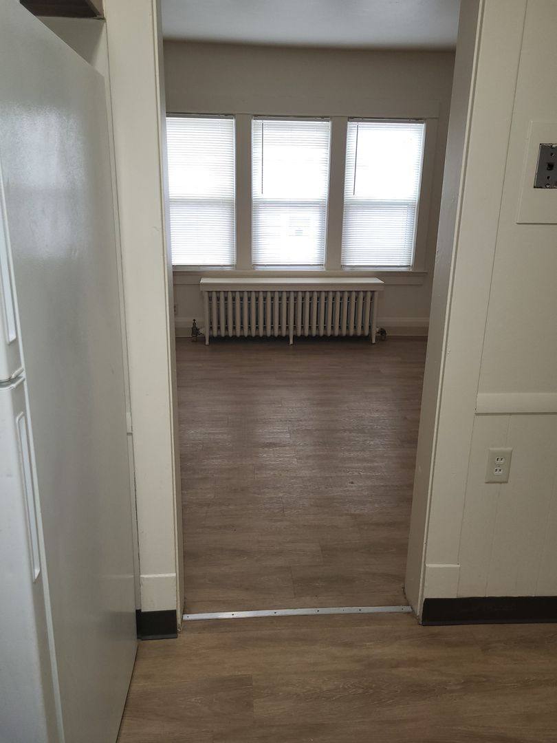 Apartment for rent at 148 N Maple, Green Bay, WI 54303